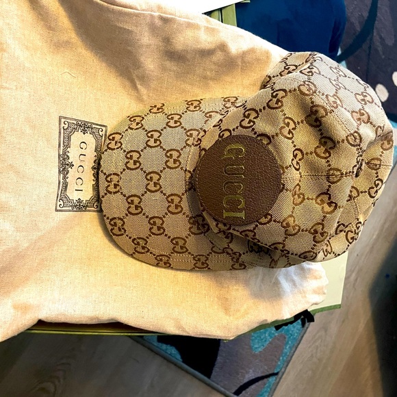 Never worn - Picture 2 of 5